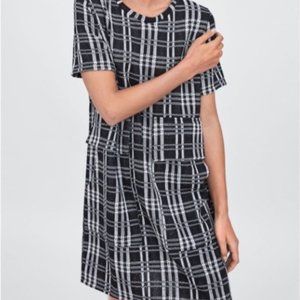 Trafaluc for Zara ~ Black White Shift Dress ~ Sz L